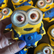 BOMBE DE BAIN - MINION
